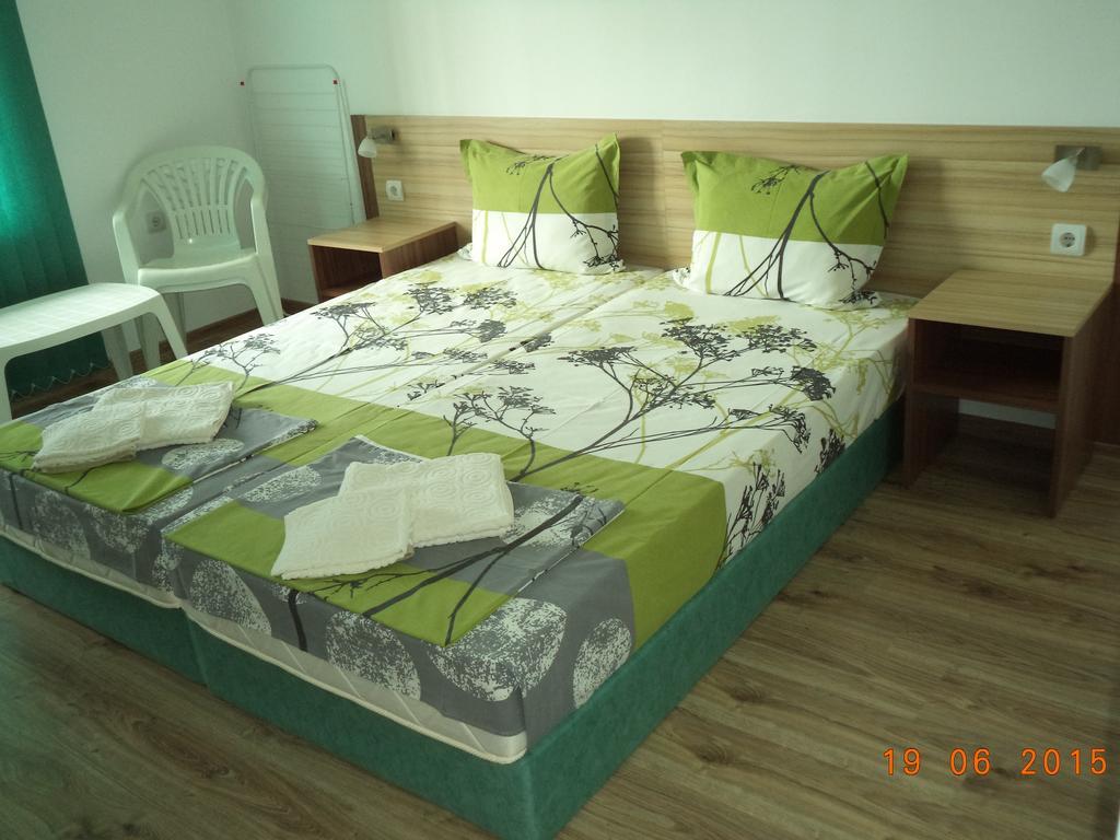 Sveti Georgi Guest House Sozopol Cameră foto