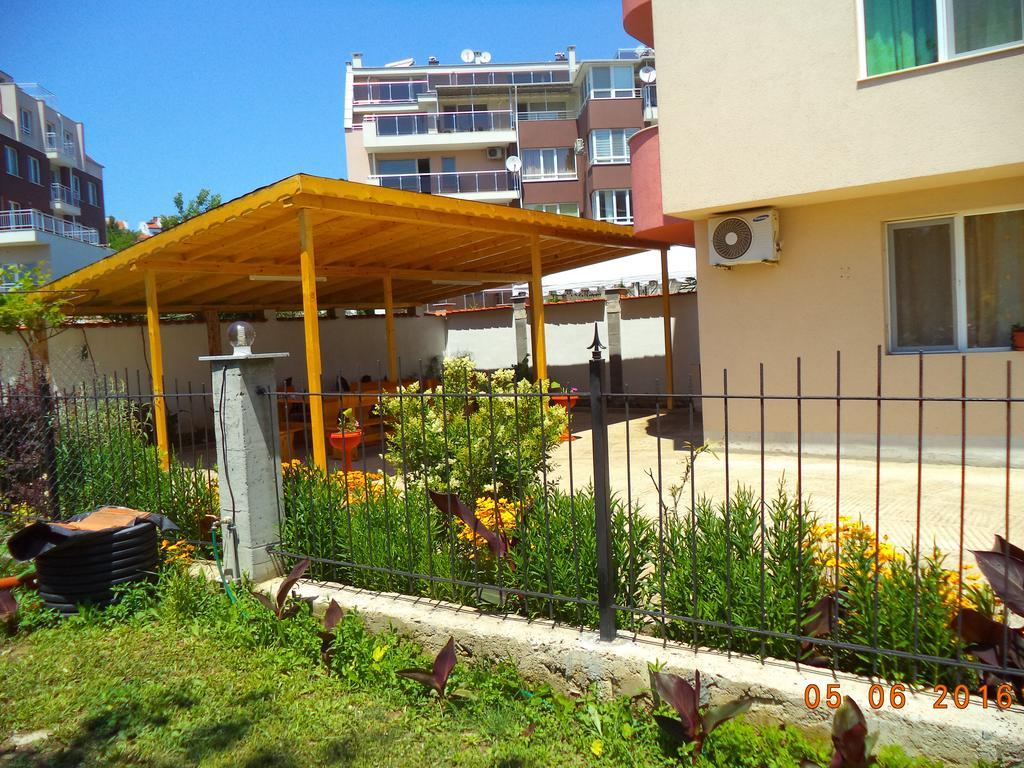 Sveti Georgi Guest House Sozopol Exterior foto